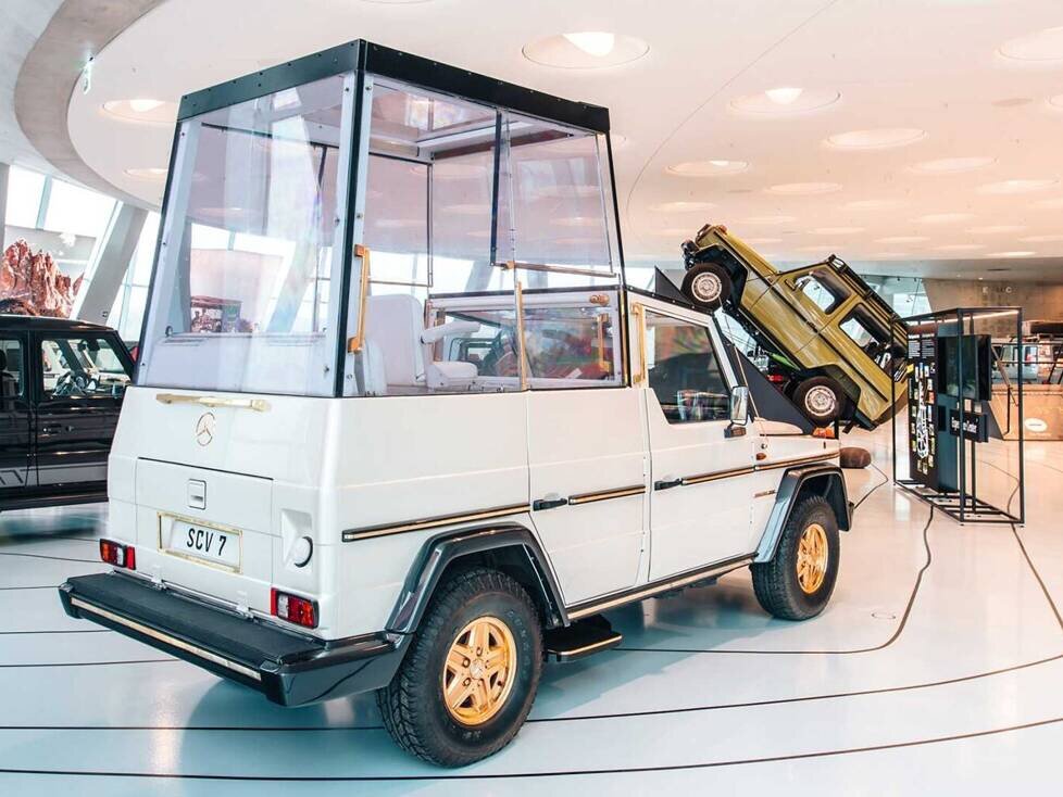 40 Jahre "Papamobil" auf Basis Mercedes G-Klasse