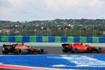 Charles Leclerc (Ferrari) und Carlos Sainz (McLaren) 