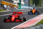 Charles Leclerc (Ferrari) und Carlos Sainz (McLaren) 