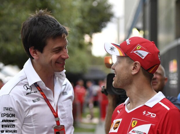 Titel-Bild zur News: Toto Wolff, Sebastian Vettel