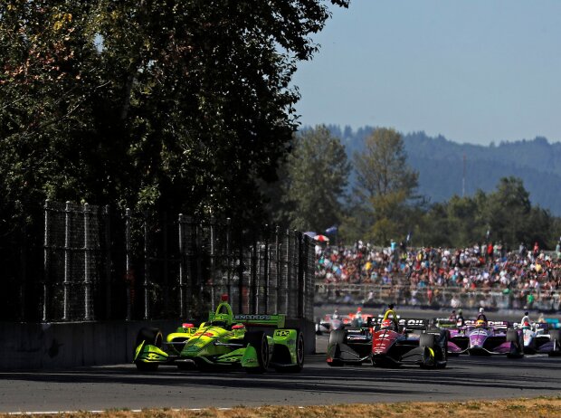 Renn-Action auf dem Portland International Raceway Renn-Action auf dem Portland International Raceway