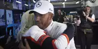 Bild zum Inhalt: Lewis Hamilton verrät: Rap-Stimme in Aguilera-Popsong bin ich!