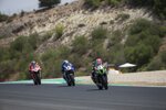 Jonathan Rea vor Toprak Razgatlioglu und Scott Redding