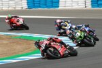 Scott Redding führt Lauf eins an