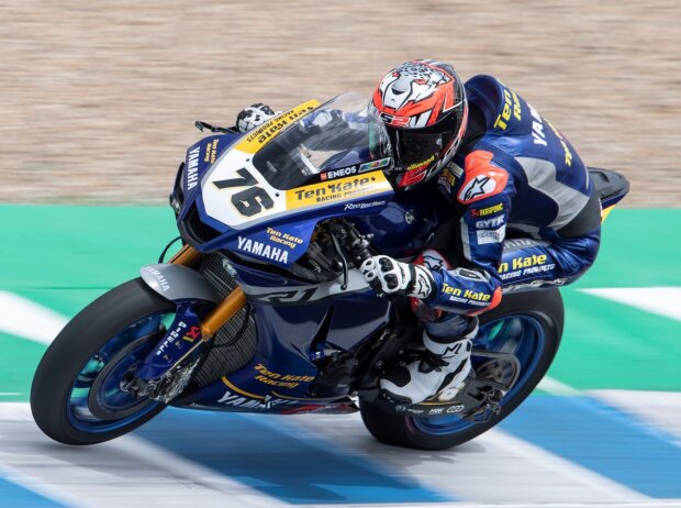 Loris Baz Loris Baz
