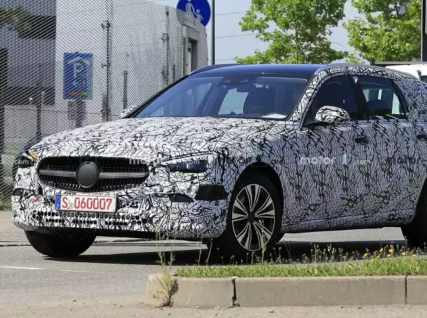 Titel-Bild zur News: Mercedes C-Klasse T-Modell (2021) Erlkönig