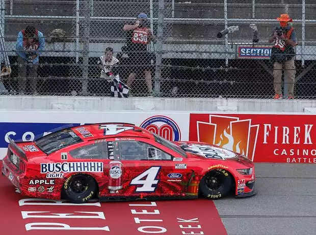 Kevin Harvick Titel-Bild zur News: Kevin Harvick