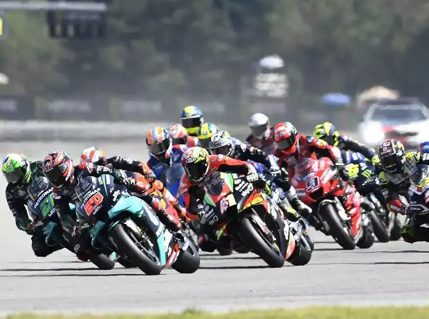 MotoGP Start in Brünn Titel-Bild zur News: MotoGP Start in Brünn