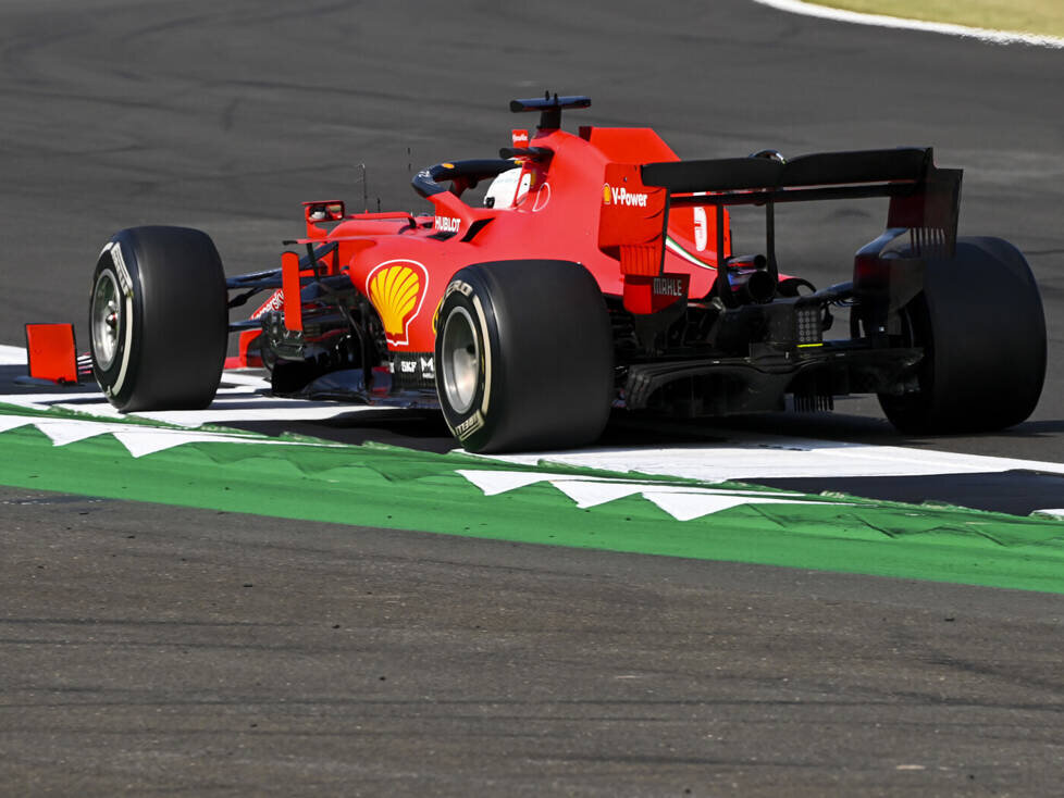 Daniil Kwjat, Sebastian Vettel