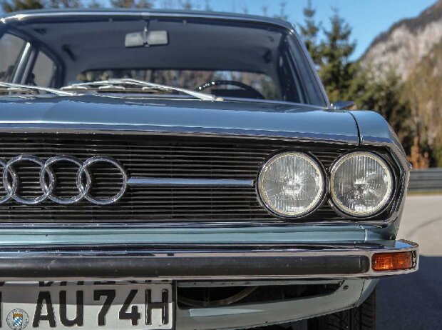 Audi 100 (1968-1976)