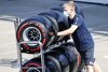 Bild zum Inhalt: Hamilton übt Kritik an Reifen: Pirelli sollte mehr auf F1-Fahrer hören