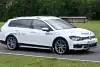 Bild zum Inhalt: VW Golf R Variant (2021) testet in Alltrack-Optik