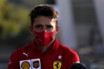 Charles Leclerc (Ferrari) und Anthoine Hubert 