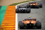 Carlos Sainz (McLaren), Lewis Hamilton (Mercedes) und Lando Norris (McLaren) 