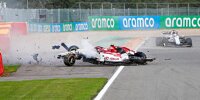 Bild zum Inhalt: Giovinazzi und Russell bei Formel-1-Unfall in Spa unverletzt
