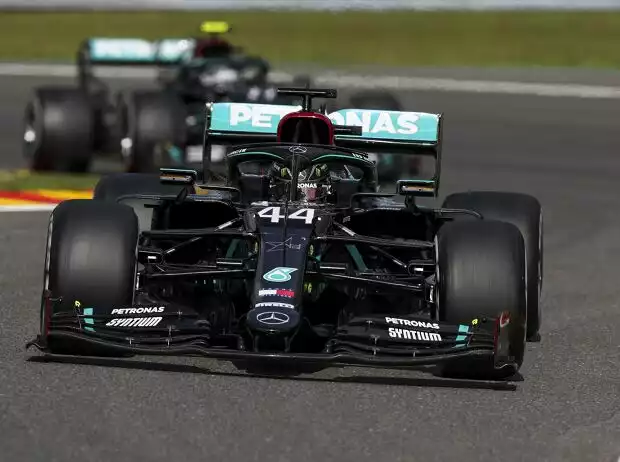 Titel-Bild zur News: Lewis Hamilton, Valtteri Bottas