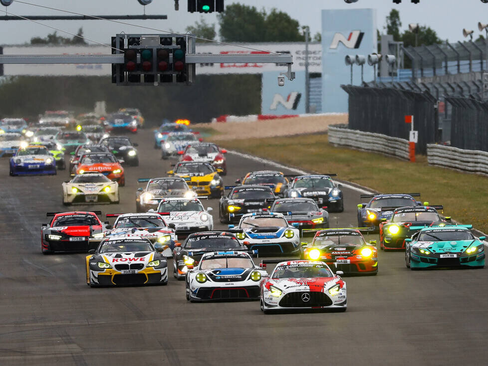 Start der VLN 2020 auf dem Nürburgring