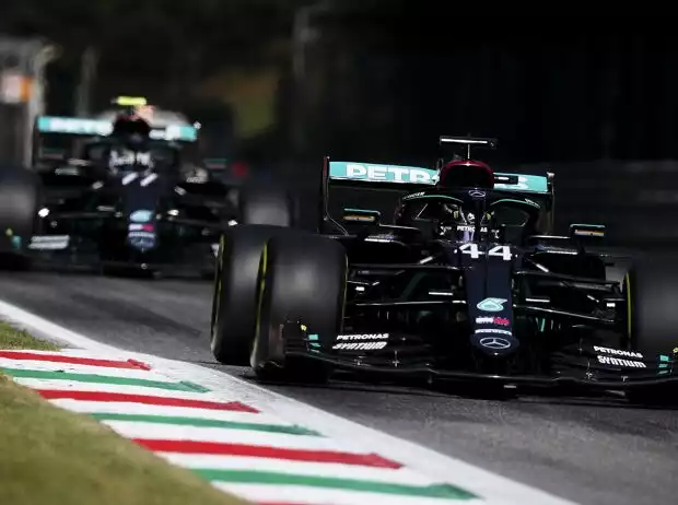 Lewis Hamilton, Valtteri Bottas Titel-Bild zur News: Lewis Hamilton, Valtteri Bottas