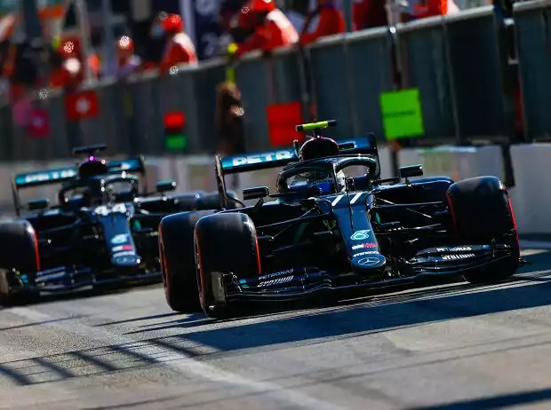 Valtteri Bottas, Lewis Hamilton Titel-Bild zur News: Valtteri Bottas, Lewis Hamilton