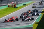 Charles Leclerc (Ferrari), Antonio Giovinazzi (Alfa Romeo), Kimi Räikkönen (Alfa Romeo) und Carlos Sainz (McLaren) 