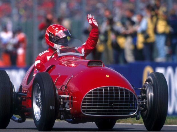 Titel-Bild zur News: Michael Schumacher, Ferrari 375 von 1951
