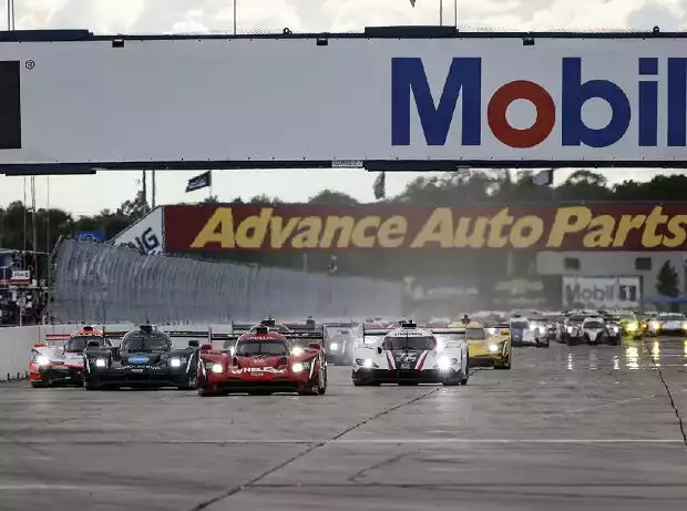 Start zum Sprintrennen in Sebring der IMSA 2020 Titel-Bild zur News: Start zum Sprintrennen in Sebring der IMSA 2020