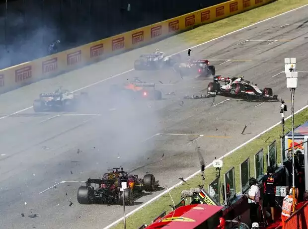 Titel-Bild zur News: Unfall beim Restart in Mugello