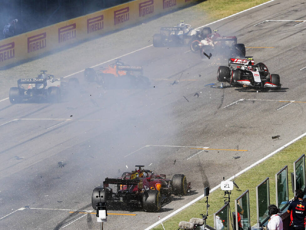 Kevin Magnussen, Antonio Giovinazzi, Carlos Sainz, Nicholas Latifi