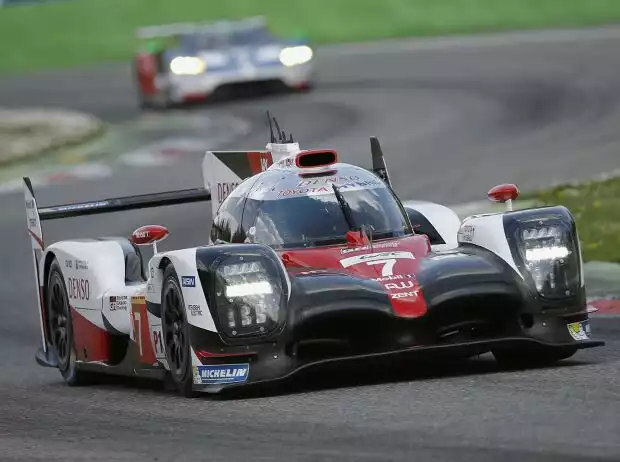 Jose-Maria Lopez, Kamui Kobayashi, Mike Conway Titel-Bild zur News: Jose-Maria Lopez, Kamui Kobayashi, Mike Conway