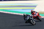 Maverick Vinales vor Francesco Bagnaia 