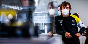 Fernando Alonso ist zurück: Renault-Werksbesuch "wie am ersten Schultag"
