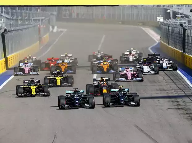 Lewis Hamilton, Valtteri Bottas, Max Verstappen, Daniel Ricciardo Titel-Bild zur News: Lewis Hamilton, Valtteri Bottas, Max Verstappen, Daniel Ricciardo