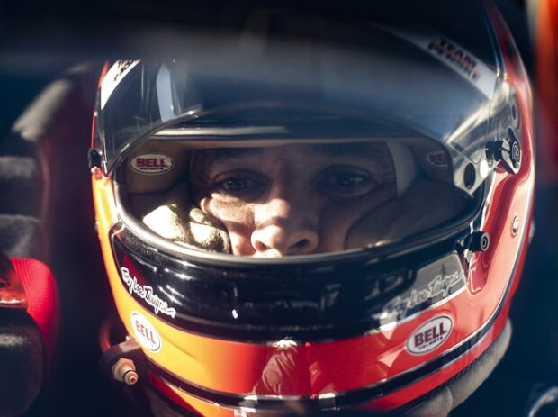 Helio Castroneves Helio Castroneves