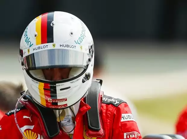 Helm von Sebastian Vettel Titel-Bild zur News: Helm von Sebastian Vettel