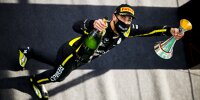 Bild zum Inhalt: "Das ist jetzt schlecht": Geschockter Ricciardo vergisst Shoey auf dem Podest