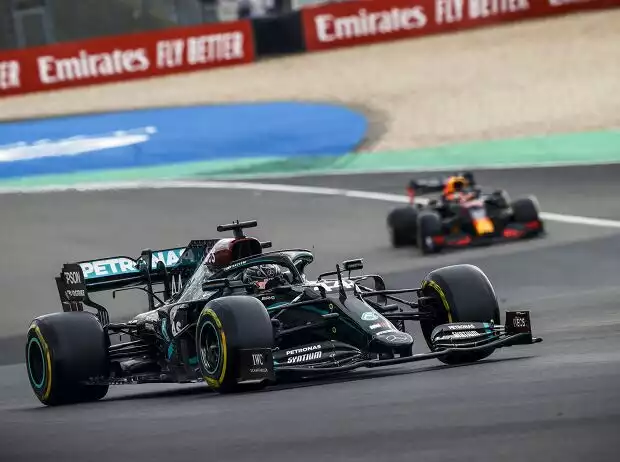 Lewis Hamilton, Max Verstappen Titel-Bild zur News: Lewis Hamilton, Max Verstappen