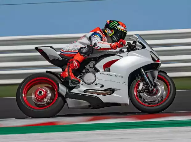 Ducati Panigale V2 Titel-Bild zur News: Ducati Panigale V2