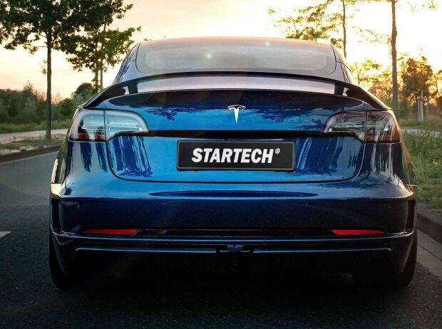 Startech Veredelungsprogramm für Tesla Model 3 