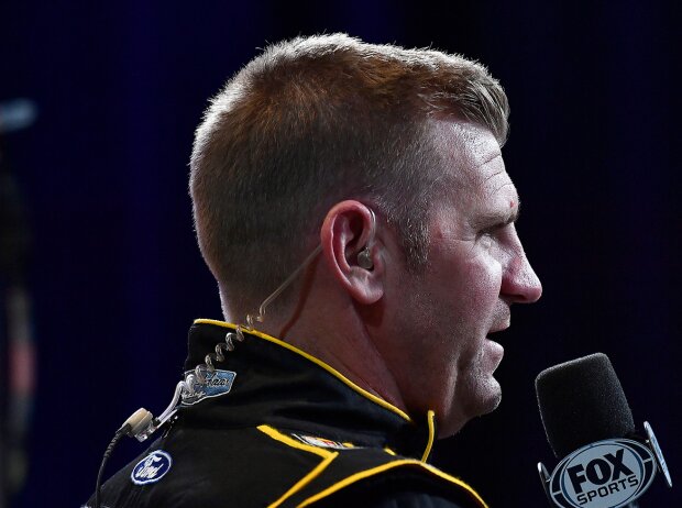 Clint Bowyer Clint Bowyer