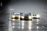 Renn-Action bei Regen beim GT-Masters auf dem Lausitzring