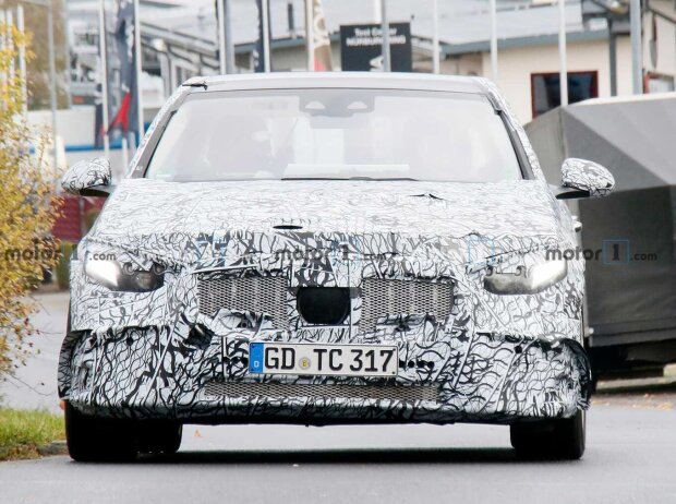 Mercedes-AMG C 53 (2021) auf neuen Erlkönigbildern Mercedes-AMG C 53 (2021) auf neuen Erlkönigbildern