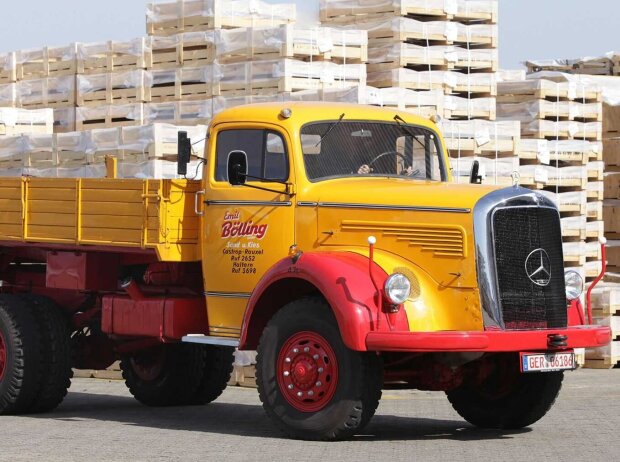 Mercedes-Benz LAK 315 Mercedes-Benz LAK 315