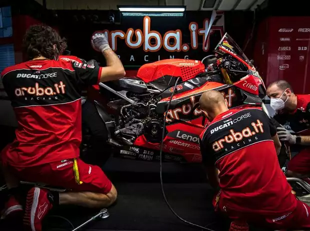 Ducati Panigale V4R Titel-Bild zur News: Ducati Panigale V4R