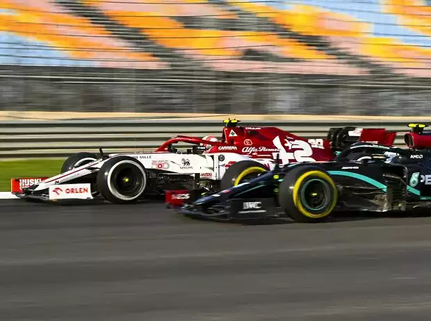 Antonio Giovinazzi, Valtteri Bottas Titel-Bild zur News: Antonio Giovinazzi, Valtteri Bottas