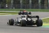 Bild zum Inhalt: Vibrationen gespürt: Pirelli untersucht Hamiltons Imola-Reifen