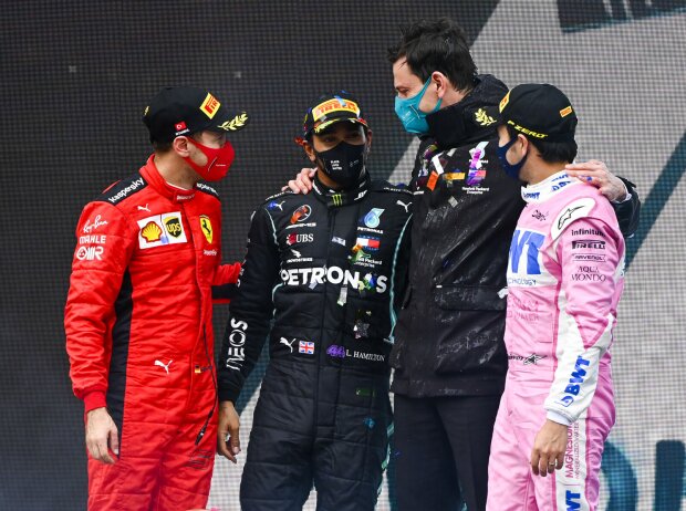 Sebastian Vettel, Lewis Hamilton, Toto Wolff, Sergio Perez