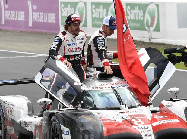 Fernando Alonso, Kazuki Nakajima, Sebastien Buemi