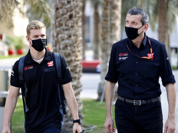 Mick Schumacher und Günther Steiner Mick Schumacher und Günther Steiner