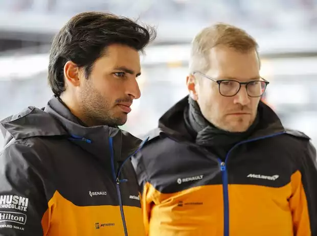 Carlos Sainz, Andreas Seidl Titel-Bild zur News: Carlos Sainz, Andreas Seidl