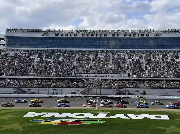 Start zum Daytona 500 der NASCAR Cup-Saison 2019 Titel-Bild zur News: Start zum Daytona 500 der NASCAR Cup-Saison 2019